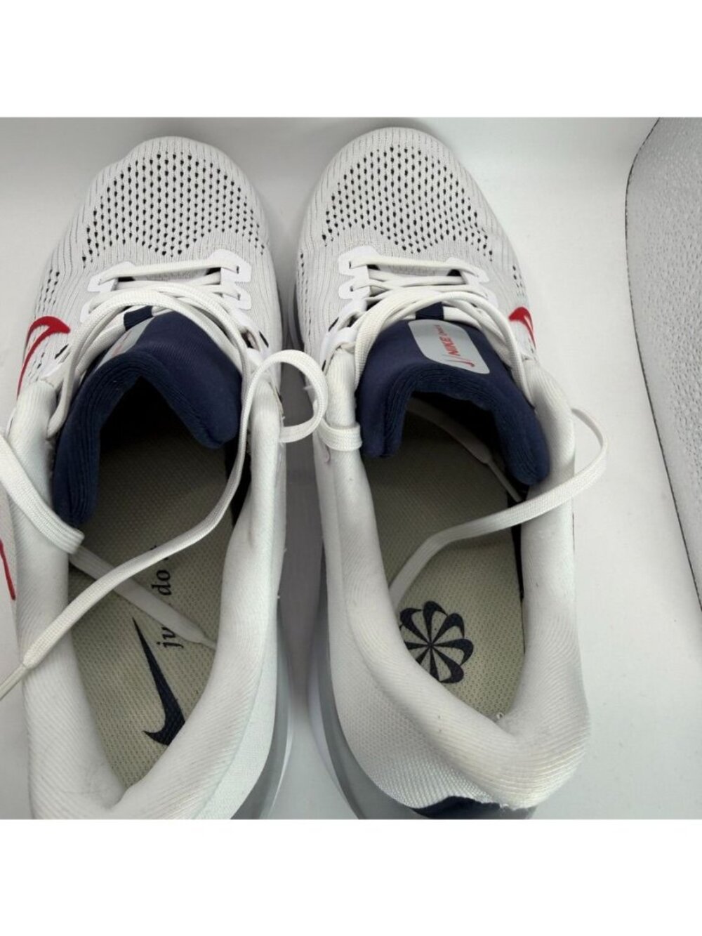 Nike Quest 6 Road Running Shoes Mens Size 9.5 US Training Gym Comfort - Picture 6 of 9